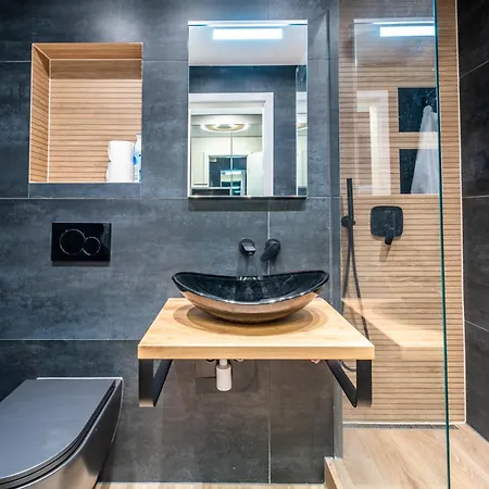 아파트 Traumwohnung In Interlaken Inklusive Spa-bereich *